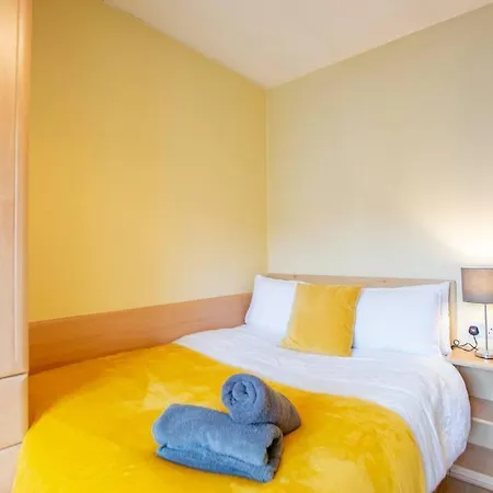 31 - Stunning Duplex By Shortstays * غالواي